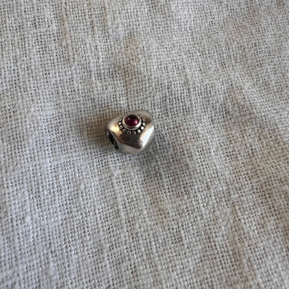 Pandora Pink Crystal Heart charm - Picture 3 of 5